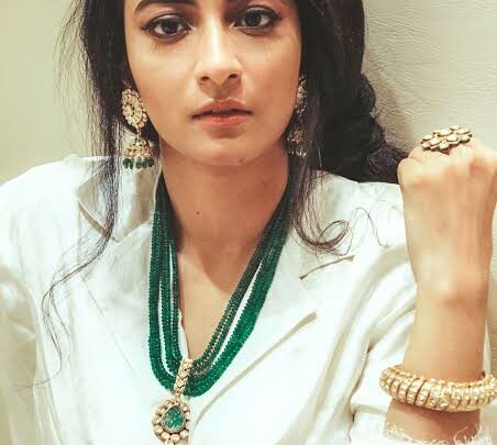 Rasna Bhasin Biography: Age, Net Worth, Career, Harper’s Bazaar, Fashion, Instagram, Partner