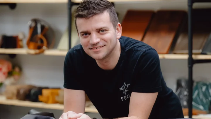 Tanner Leatherstein Biography: Age, Net Worth, Wife, Kids, Career, TikTok, Leather, Brand, YouTube