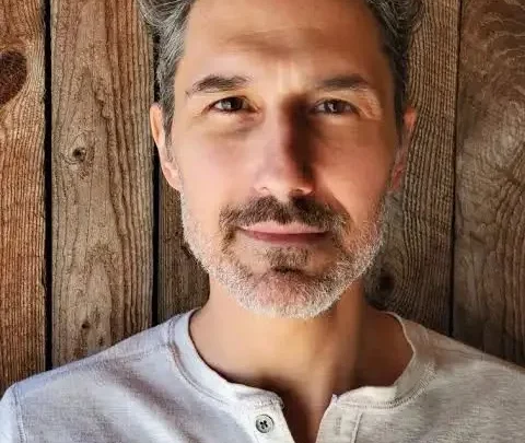 Ethan Zohn Biography: Height, Age, Wife, Net Worth, Siblings, Parents, Movies, Wikipedia