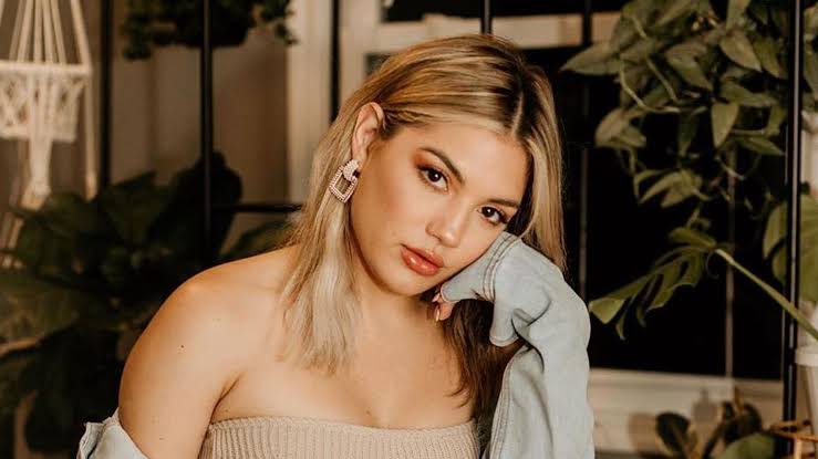 Giannina Gibelli Biography: Ethnicity, Height, Net Worth, Age, Husband, Kids, Parents, TikTok
