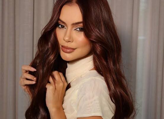 Mirela Janis Biography: Age, Husband, Height, Net Worth, Parents, Music, Business
