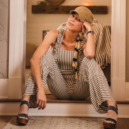 Galey Alix Biography: Age, Ex-Boyfriend, Net Worth, TV Shows, Siblings, Parents, Height, TikTok