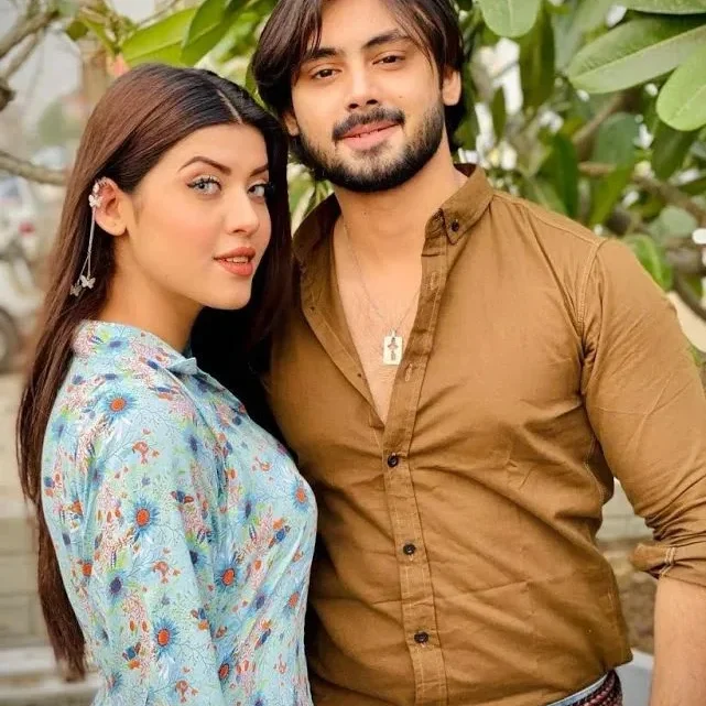 Mujtaba Lakhani Biography: Age, Height, Net Worth, Parents, TikTok, Ex-Wife, Career