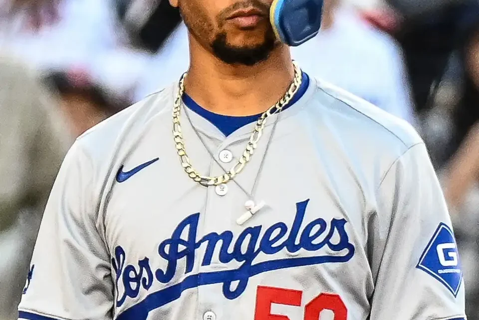 Mookie Betts Biography: Ethnicity, Awards, Height, Children, Age, Net Worth, Parents, Instagram