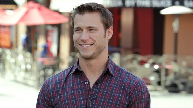Jake Pavelka Biography: Fiancée, Height, Siblings, Net Worth, Parents, Age, Instagram, TV Shows, Modelling Career