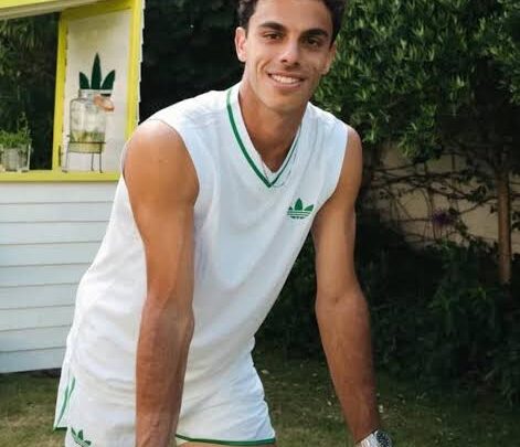 Francisco Cerúndolo Biography: Salary, Girlfriend, Height, Net Worth, Siblings, Stats, Parents, Age, Tennis Career