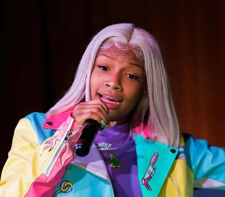 Famous Ocean Biography: Net Worth, Sisters, Height, Songs, Real Name, Ethnicity, Parents, Age, Body