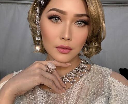 Inul Daratista Biography: Age, Husband, Height, Net Worth, Parents, Songs, Career, Instagram, Partner