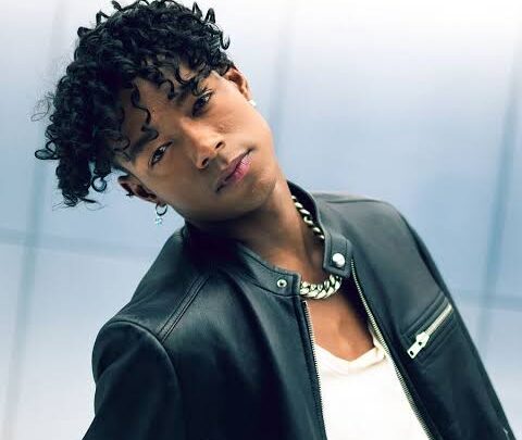 Kauê Penna Biography: Ethnicity, Parents, Instagram, Net Worth, Age, Girlfriend, Height, Songs