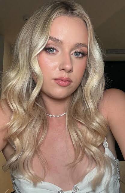 Yanna Biography: TikTok, Parents, Height, Age, Ethnicity, Instagram, Boyfriend