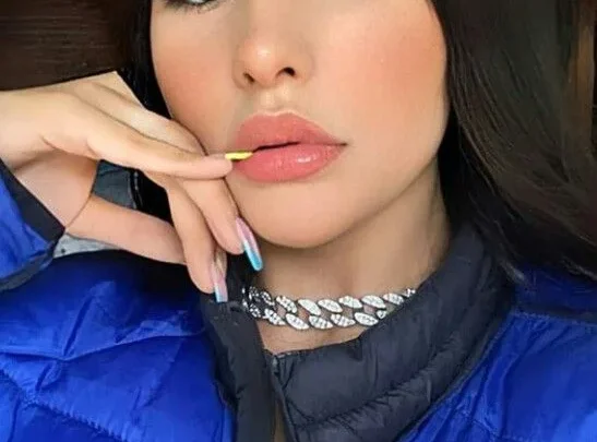 Stephanie Loaiza Biography: Children, Net Worth, Ethnicity, Height, Parents, Books, Awards, Husband, Age