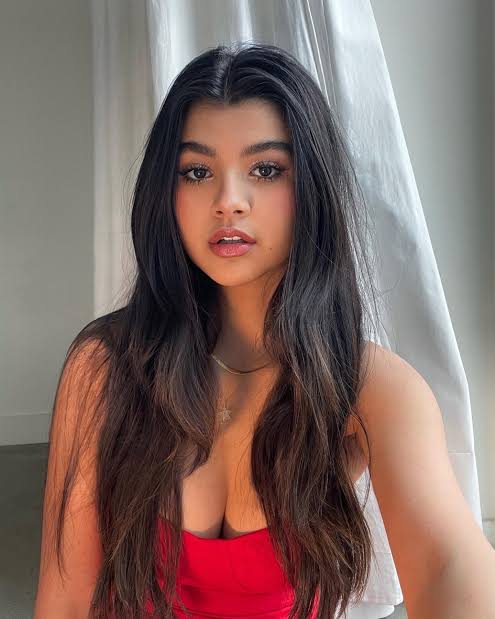 Sara Echeagaray Biography: Sister, Instagram, Movies, Net Worth, Height, Boyfriend, Age, TikTok