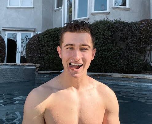 Eric Struk Biography: Age, Height, Net Worth, Parents, TikTok, YouTube, Partner