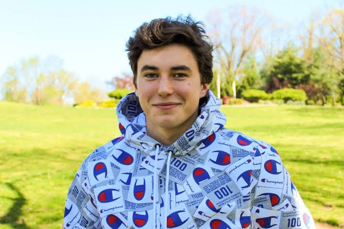Devin Caherly Biography: Age, Height, Net Worth, Parents, TikTok, Girlfriend, Instagram