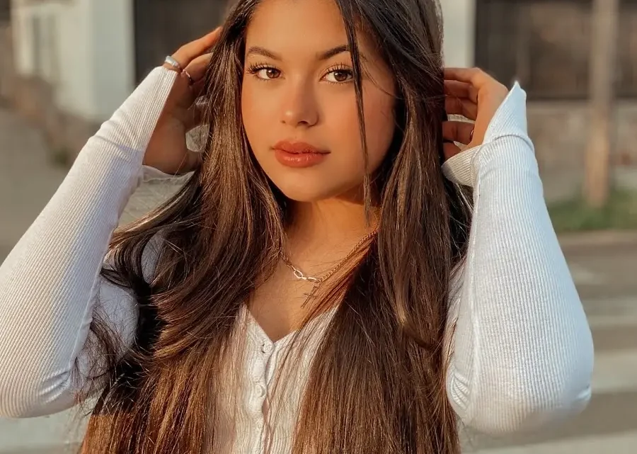 Annie Vega Biography: Age, Height, Net Worth, Parents, YouTube, TikTok, Boyfriend