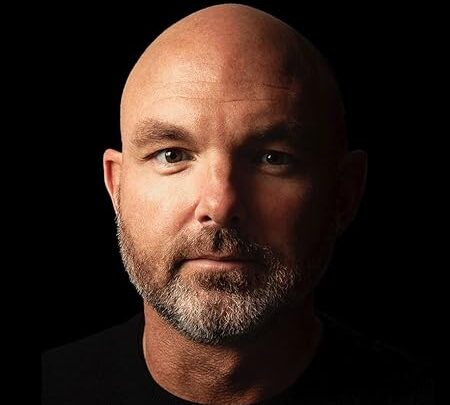 Simon Gilham Biography: Age, Wife, Height, Net Worth, Parents, Books, TikTok, YouTube