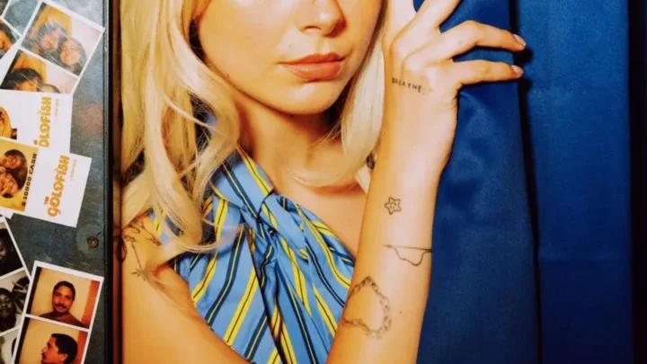 Lydia Night Biography: Age, Net Worth, Height, Boyfriend, Band, Songs, Albums, Career