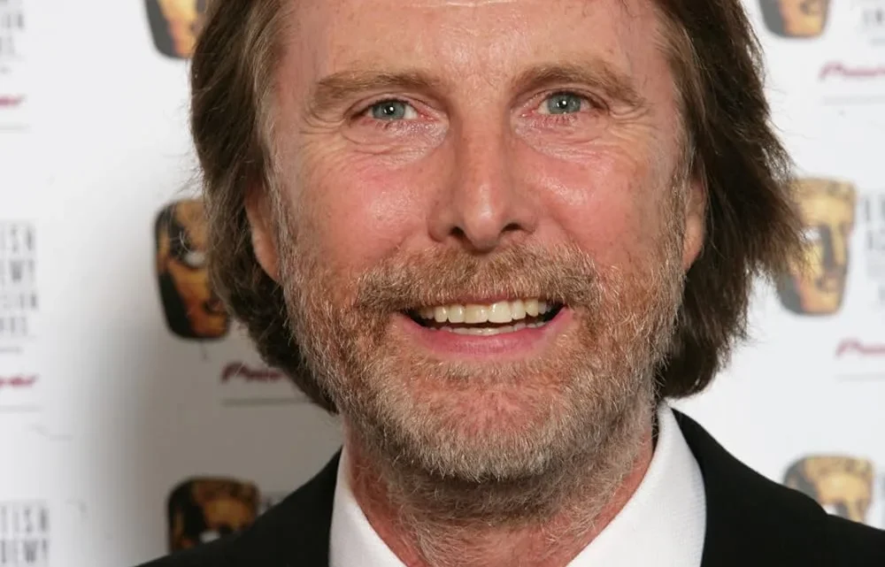 David Threlfall Biography: Age, Net Worth, Height, Wife, Kids, Movies, TV Shows, Career
