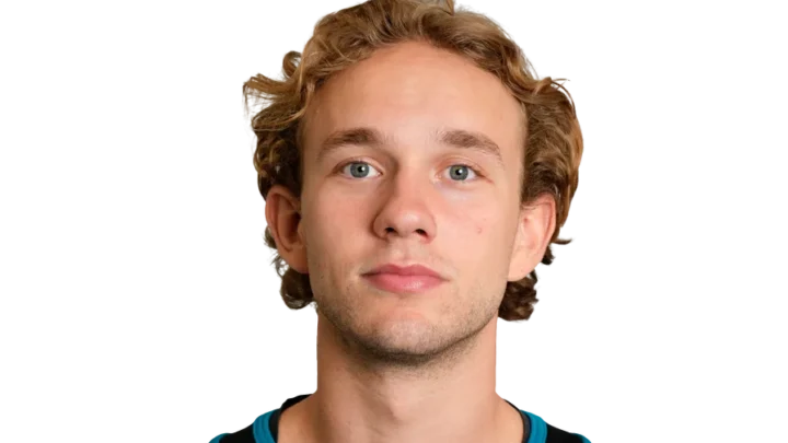 William Eklund Biography: Age, Net Worth, Height, Brother, NHL, San Jose Sharks, Career, Partner