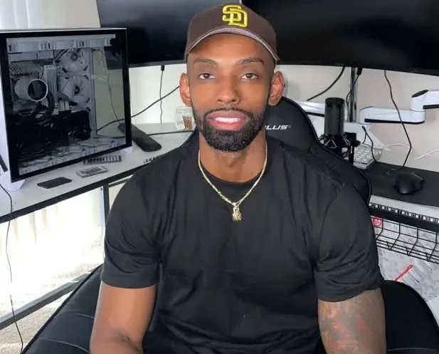 Paris Kinsey Biography: Girlfriend, Height, Net Worth, Ethnicity, Age, Parents, Religion