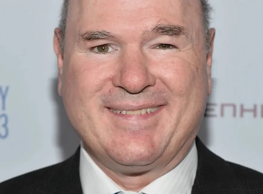 Larry Miller Biography: Age, Net Worth, Height, Wife, Kids, Movies, TV Shows, Career