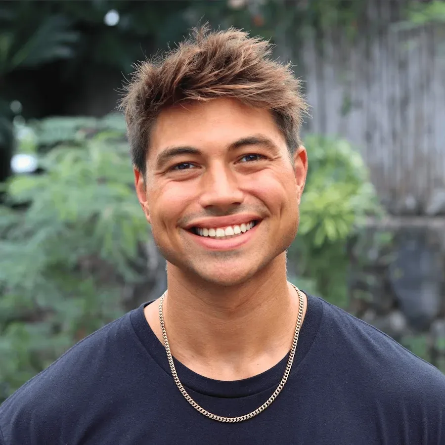 Alex Ah Sue Biography: Age, Net Worth, Height, Wife, Kids, YouTube ...