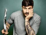 Akis Petretzikis Biography: Ethnicity, TV Shows, Sister, Height, Net Worth, Awards, Parents, Age, Wife