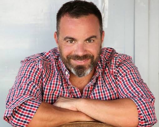 Vasilis Kallidis Biography: Ethnicity, TV Shows, Height, Cookbooks, Net Worth, Wife, Religion