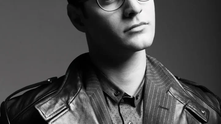 Ian Stratis Biography: Net Worth, Songs, Awards, Girlfriend, Age, X Factor, Parents, Instagram, Height, Movies