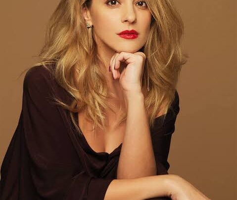 Natassa Bofiliou Biography: Ethnicity, Awards, Songs, Husband, Age, Parents, Awards, Height, Net Worth