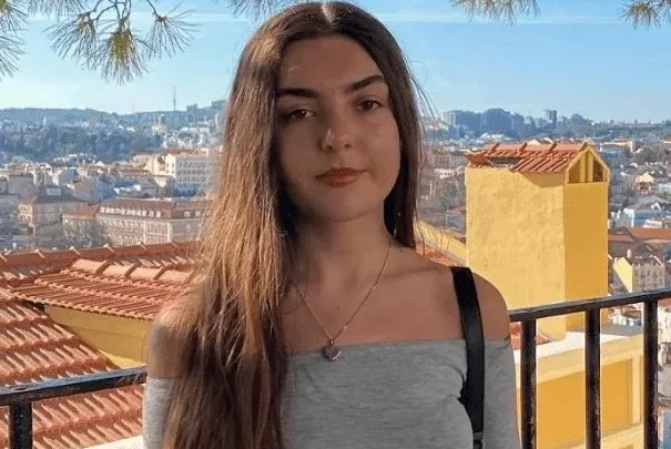 Maddy Hughes Biography: Age, Net Worth, Height, TikTok, Fashion, Career, Boyfriend