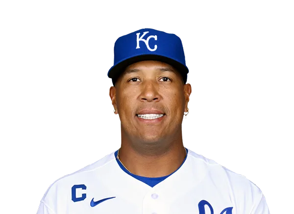 Salvador Pérez Biography: Age, Net Worth, Height, Wife, Kids, MLB, Career, Stats, Awards