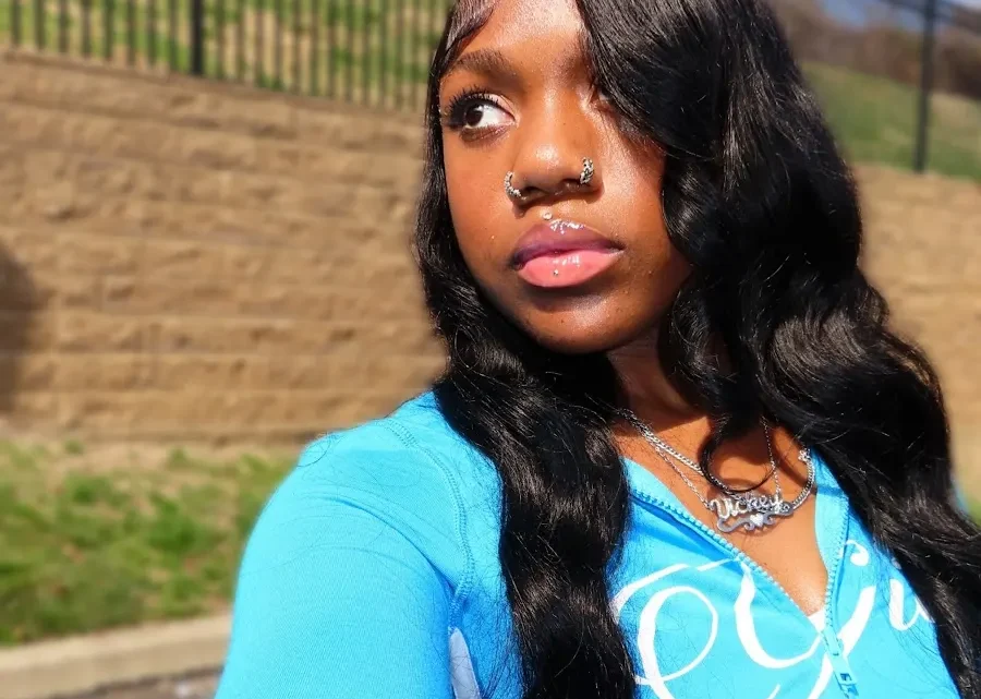 Vickey Cathey Biography: Age, Net Worth, Height, YouTube, TikTok, Career, Boyfriend, Instagram