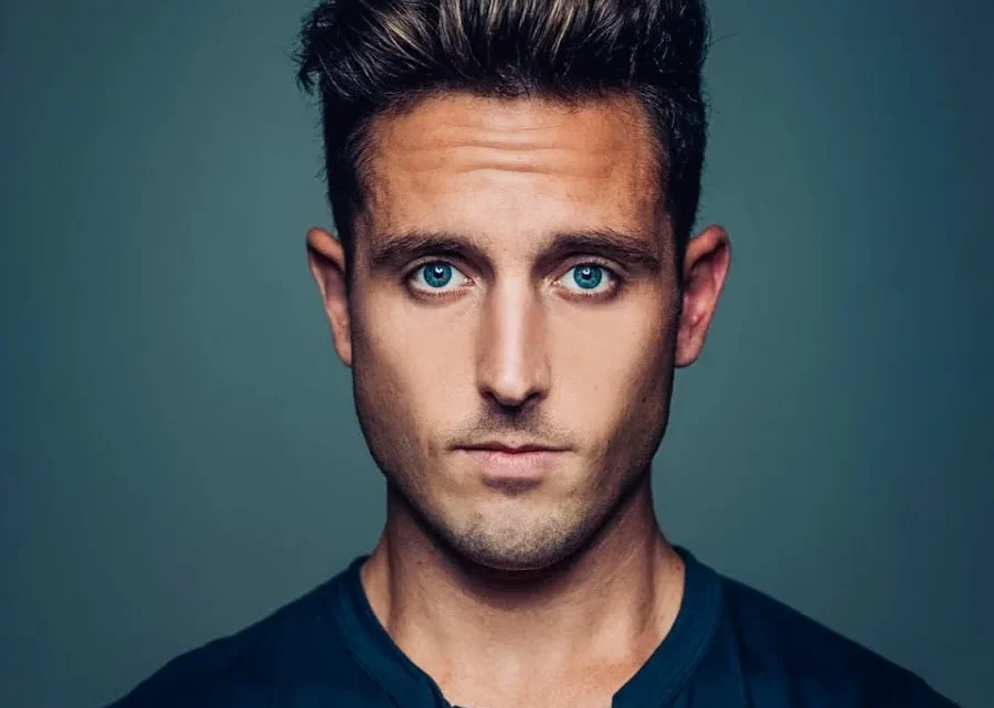 Sawyer Hartman Biography: Age, Net Worth, Height, Wife, Son, YouTube, Career, Real Name