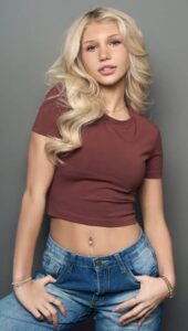 Brooklyn Riley Biography: Age, Net Worth, Height, Modeling, Instagram ...