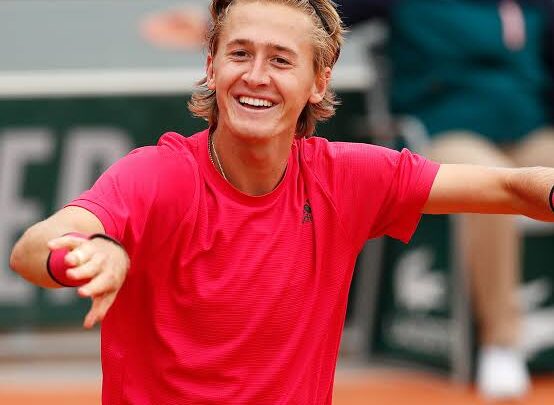 Sebastian Korda Biography: Grand Slams, Age, Fiancée, Siblings, Parents, Height, Net Worth, Ethnicity, Tennis Career