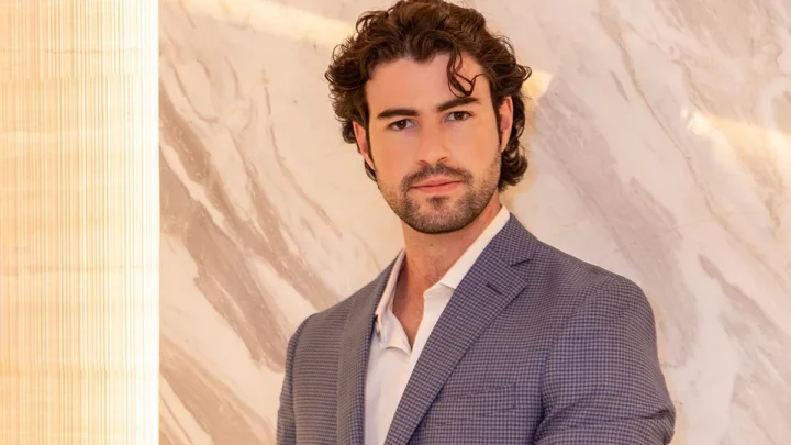 Eduardo González Biography: Age, Net Worth, Height, Girlfriend, TikTok, YouTube, Career
