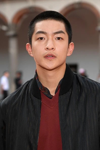 Qu Chuxiao Biography: Movies, TV Shows, Girlfriend, Age, Height, Net Worth, Parents, Ethnicity, Religion