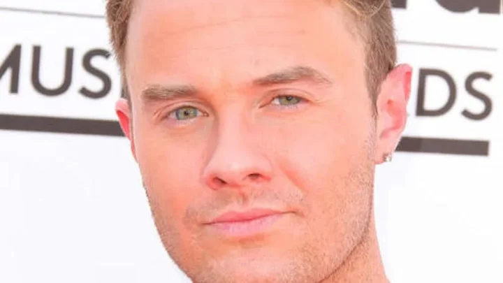 Bart Baker Biography: Age, Net Worth, Height, Girlfriend, YouTube, Comedy, Career, Real Name