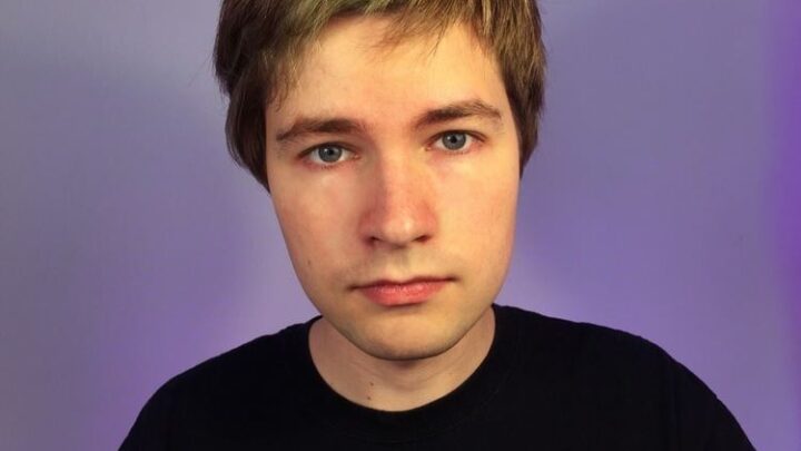 C418 Biography: Age, Net Worth, Height, Wife, Minecraft, Albums, Career, Real Name