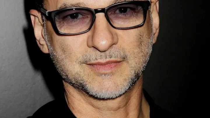Dave Gahan Biography: Age, Net Worth, Height, Wife, Kids, Albums, Career, Real Name, Songs, Awards