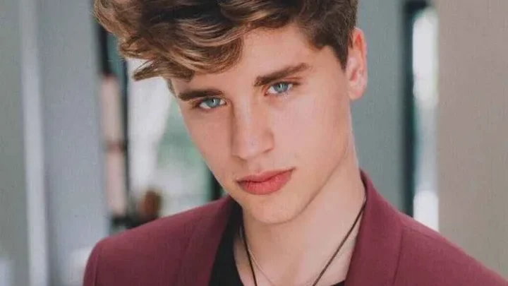 Iván Martínez Biography: Age, Net Worth, Height, Twin, Siblings, TikTok, Career, Girlfriend