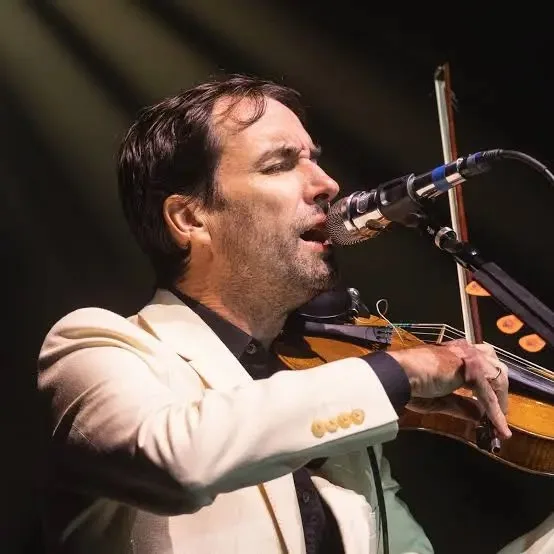 Andrew Bird Biography: Parents, Songs, Age, Wife, Kids, Height, Net Worth, Albums, Tours, Instagram