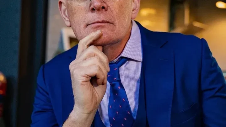 Mark Tilbury Biography: Age, Wife, Kids, Height, Net Worth, Parents, YouTube, Content Creation, Instagram
