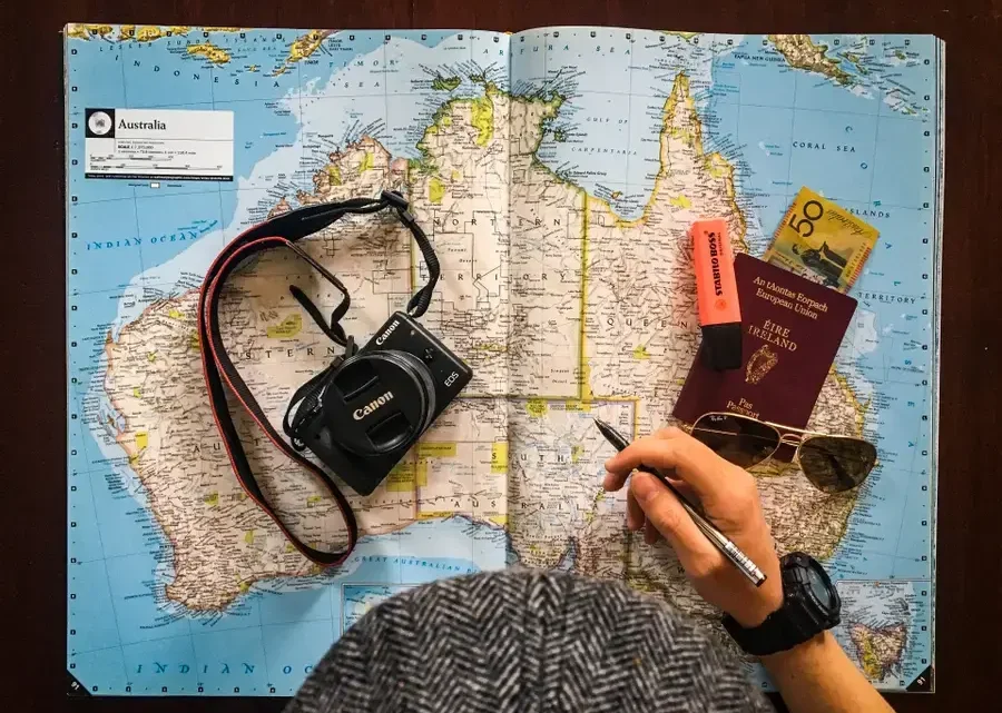 The Honest Realities of Living Abroad That Expat Blogs Romanticize