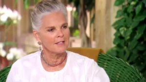 Ali MacGraw