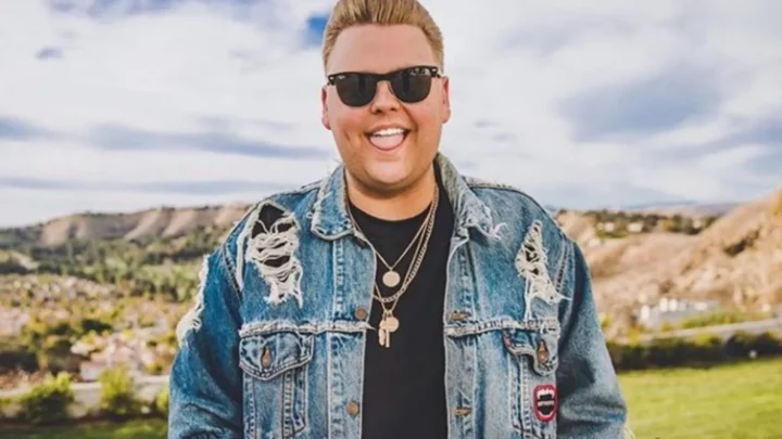 Nick Crompton Biography: Parents, Age, Wife, Net Worth, YouTube, Siblings, TikTok
