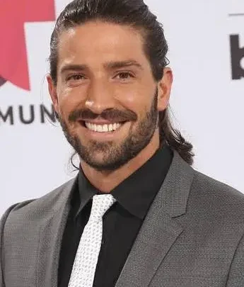 David Chocarro Biography: Height, Ethnicity, Age, Net Worth, Wife, Parents, Children, Movies