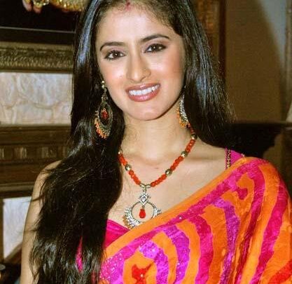 Mihika Verma Biography: Awards, Parents, Ethnicity, Movies, Age, Height, Boyfriend, Awards, Religion