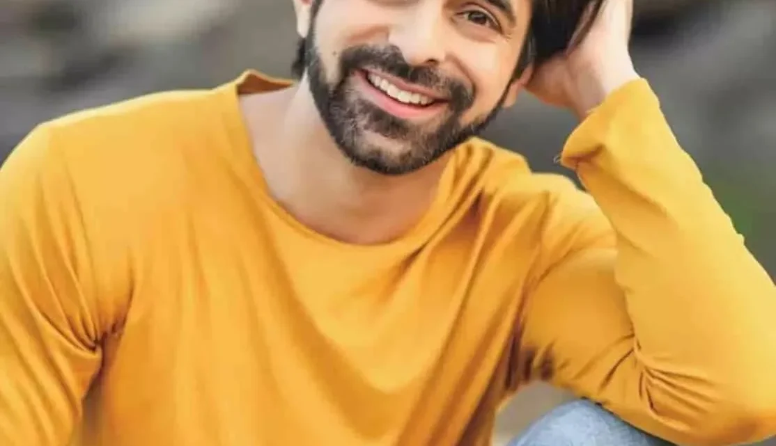 Gaurav Wadhwa Biography: Ethnicity, Parents, Religion, Girlfriend, Net Worth, Age, Height, Movies, Siblings